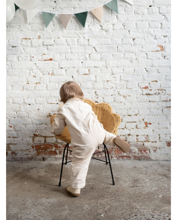 CHILDHOME Laste rotangtool FLOWER – stiilne disain